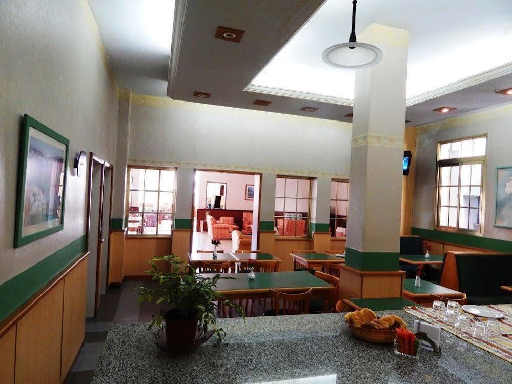 Hotel Atlantico Comodoro Rivadavia Kültér fotó